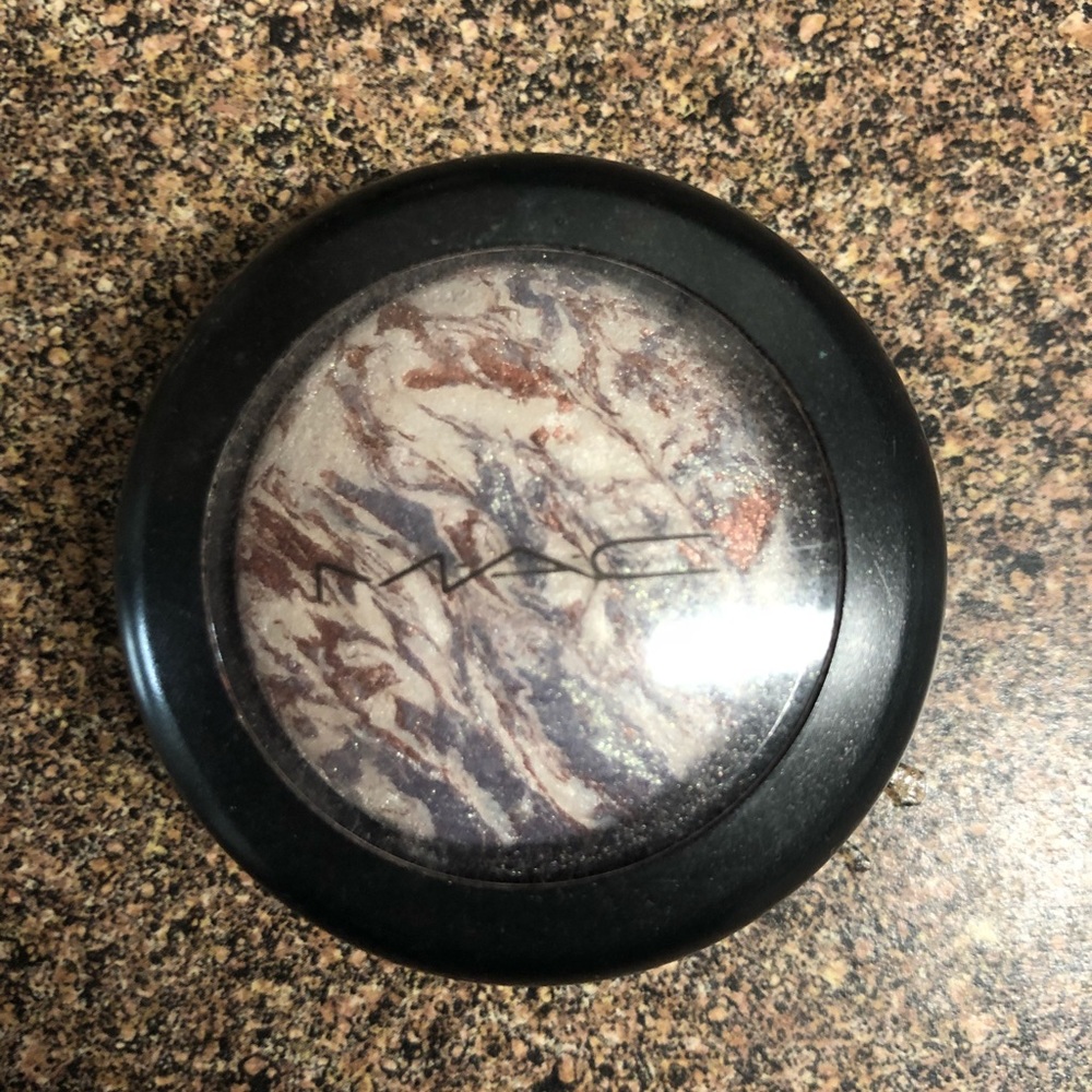 MAC eyeshadow